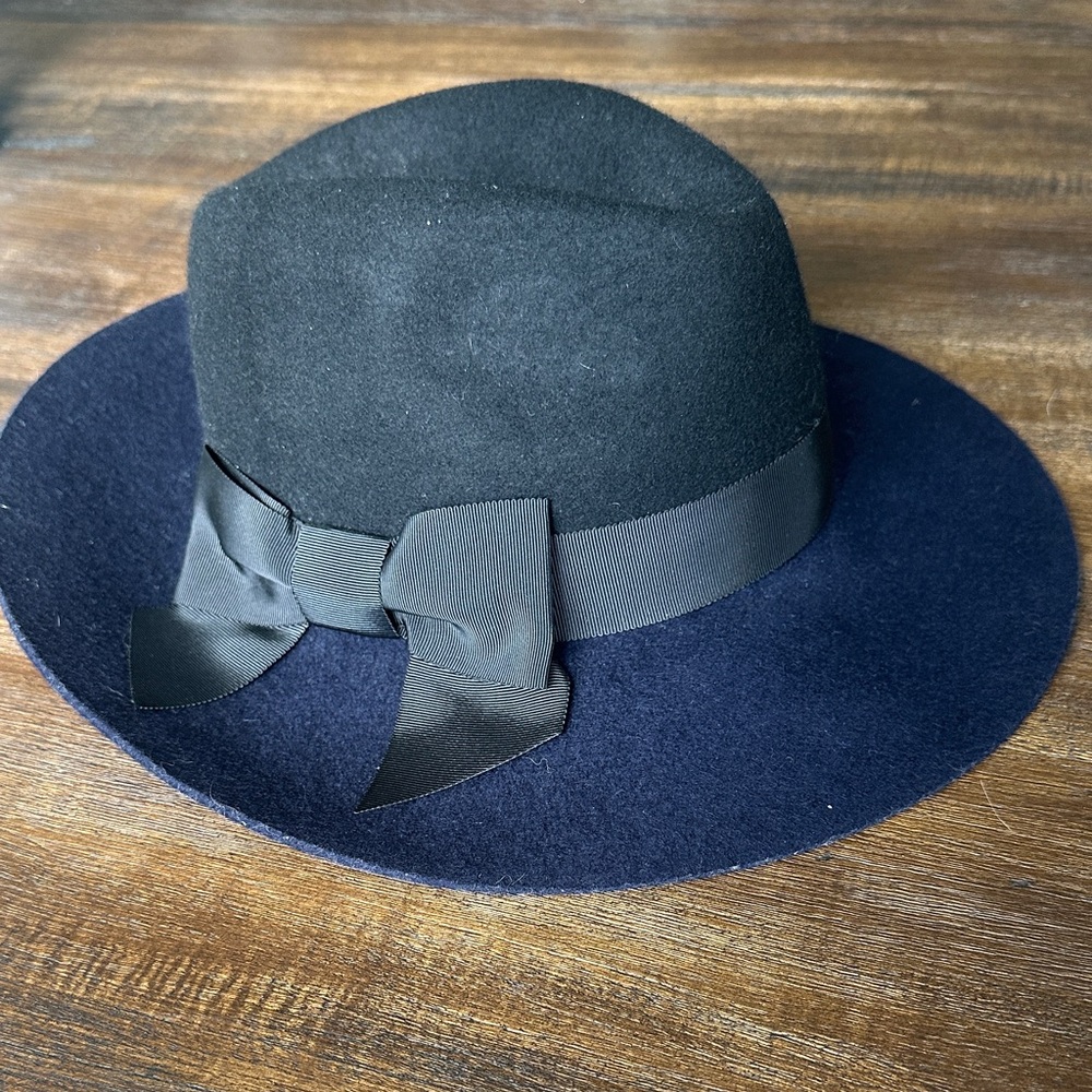 Kate Spade Black and Navy Fedora Hat